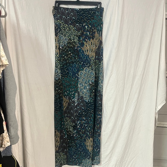 Blue and Green Patterned Maxi Strapless Dress - Picture 3 of 4